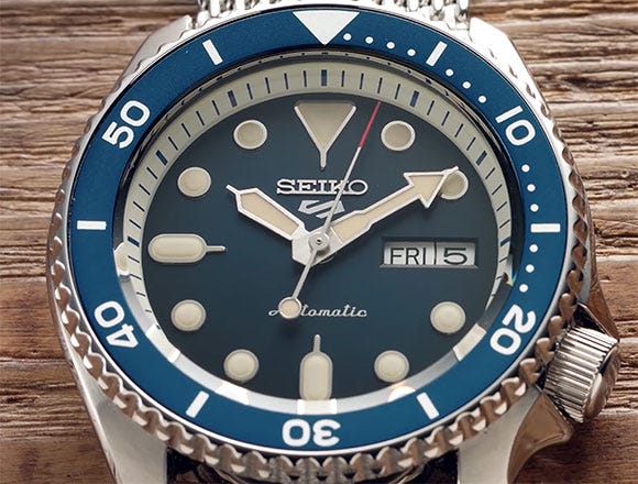 Feature: Seiko vs Grand Seiko: Dive Watches